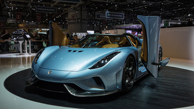 Photo de la Koenigsegg Regera de face