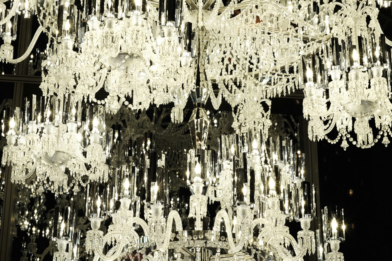 lustre baccarat